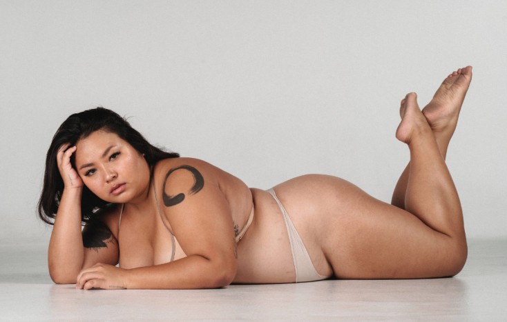 Les 3 meilleurs positions du kamasutra pour les femmes fortes